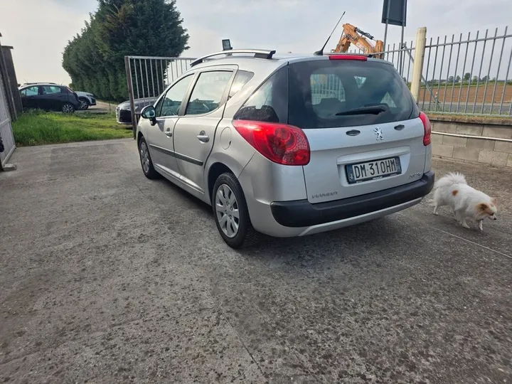 Peugeot 207