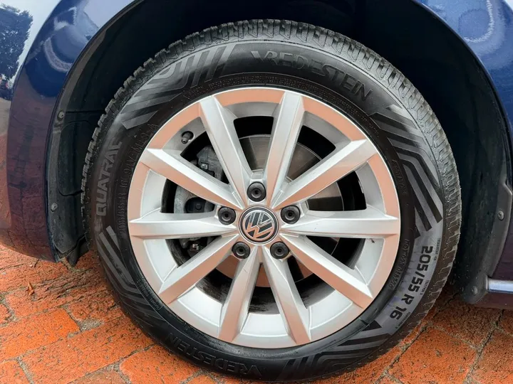 Volkswagen Golf Sportsvan