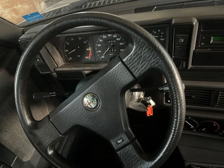 Alfa Romeo 75