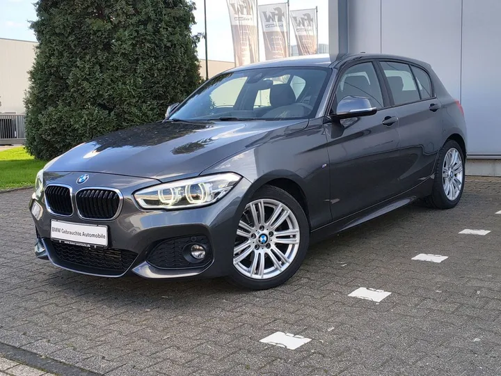 BMW 120