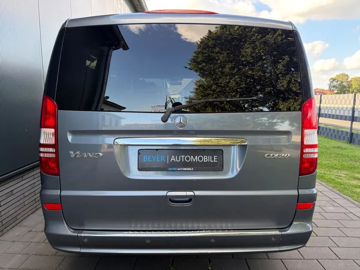 Mercedes-Benz Viano