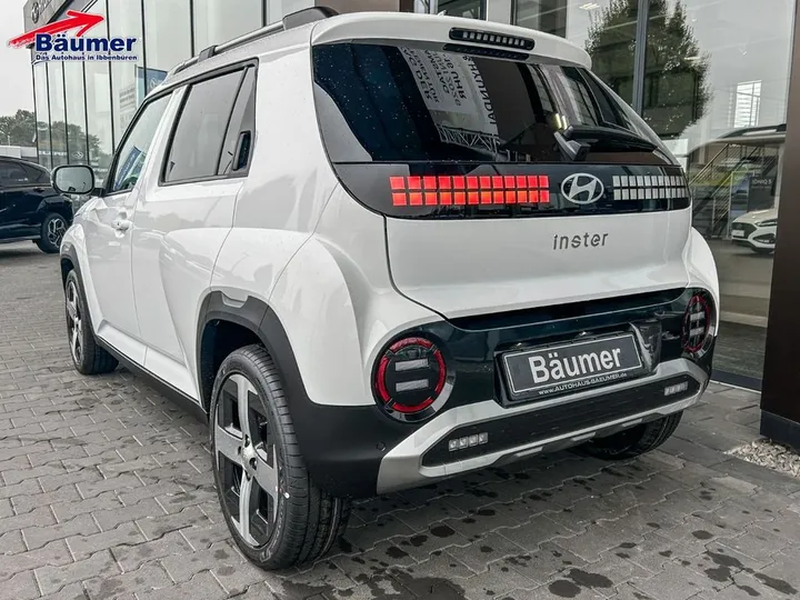 Hyundai INSTER