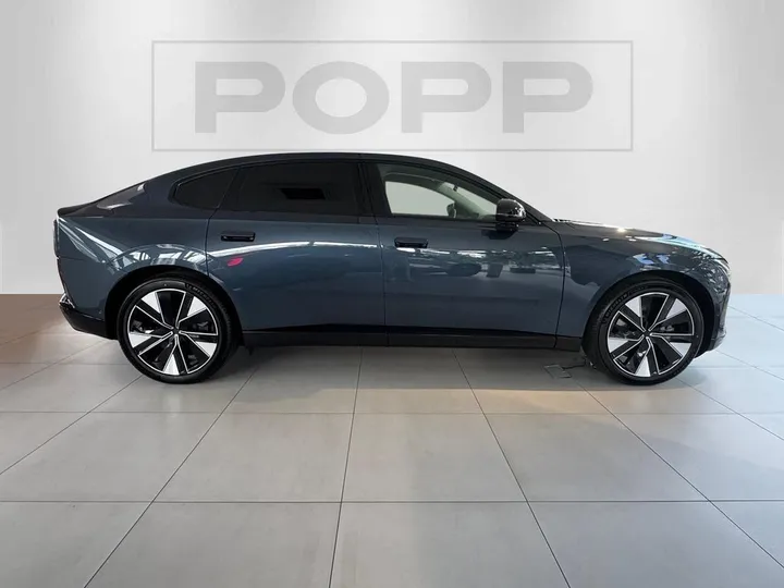 Volvo ES90