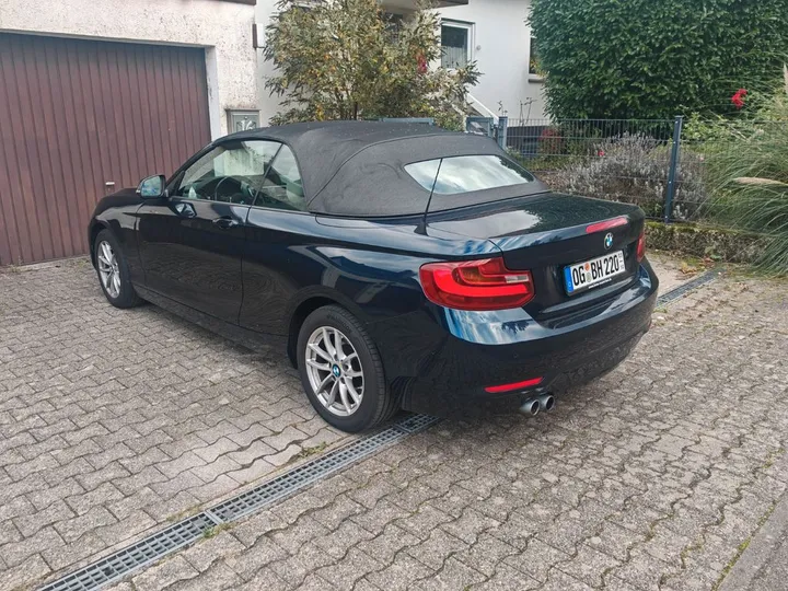 BMW 220