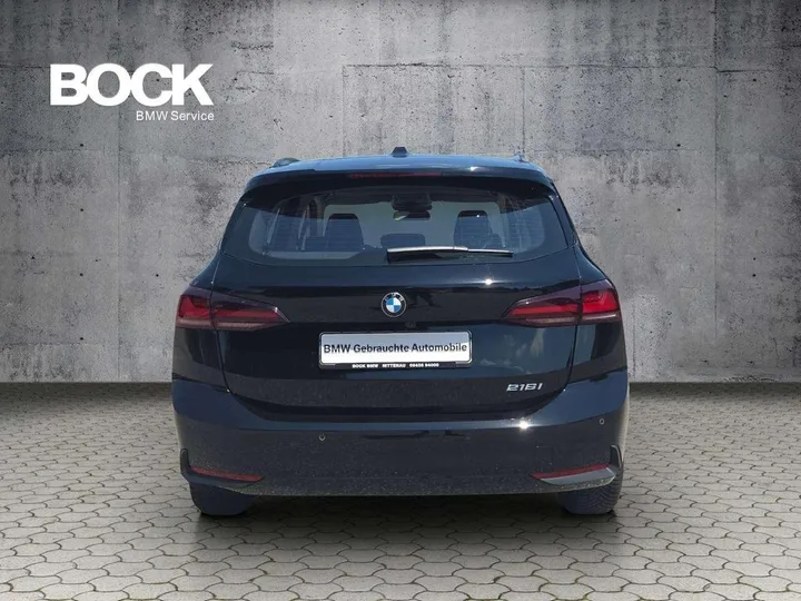 BMW 216