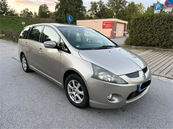 Mitsubishi Grandis