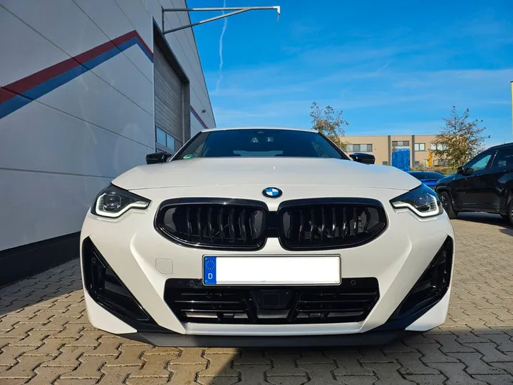 BMW M240i