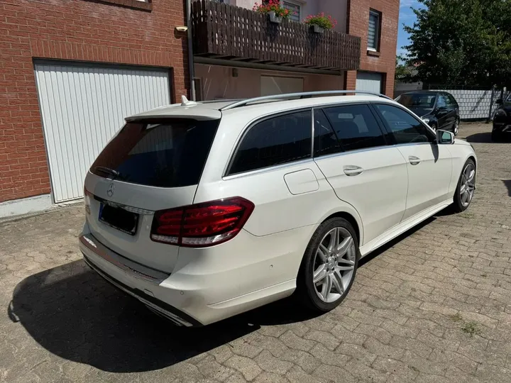 Mercedes-Benz E 500