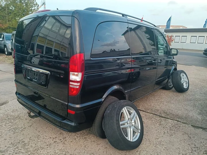 Mercedes-Benz Viano