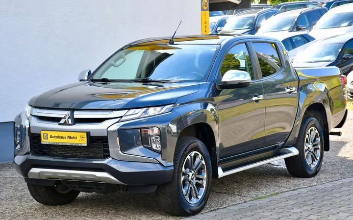 Mitsubishi L200