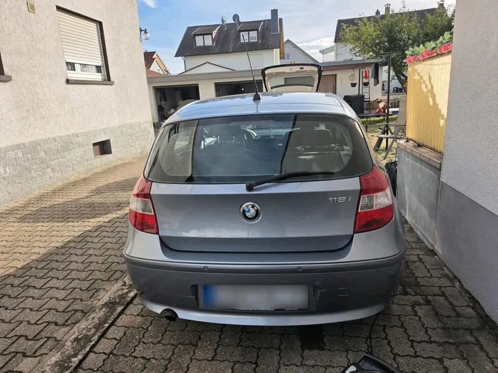 BMW 118