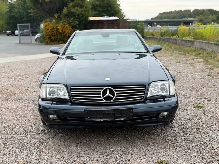 Mercedes-Benz SL 320