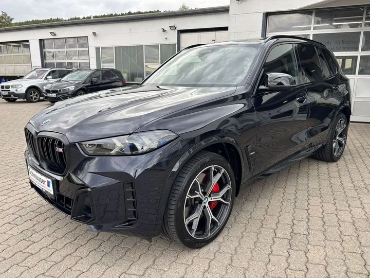 BMW X5 M60