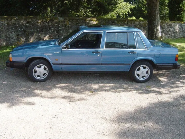 Volvo 740