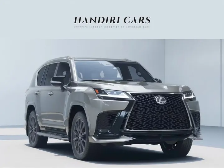 Lexus LX 700