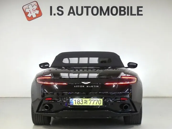 Astonmartin DB11