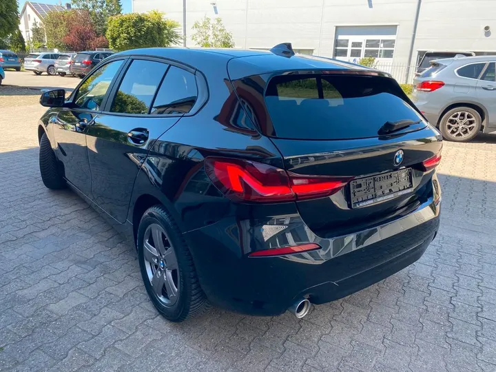 BMW 118