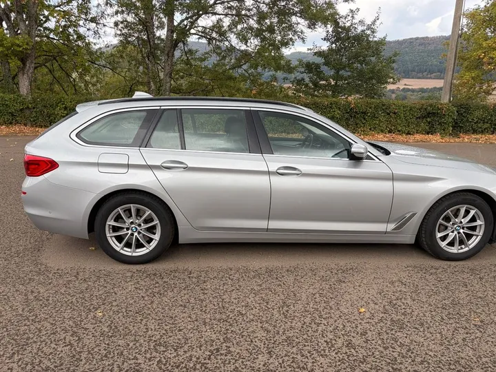 BMW 525