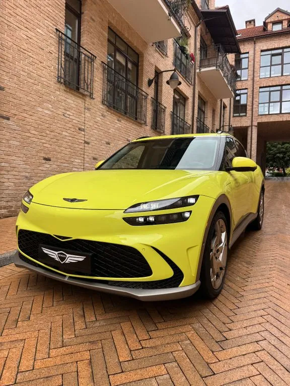 Genesis GV60