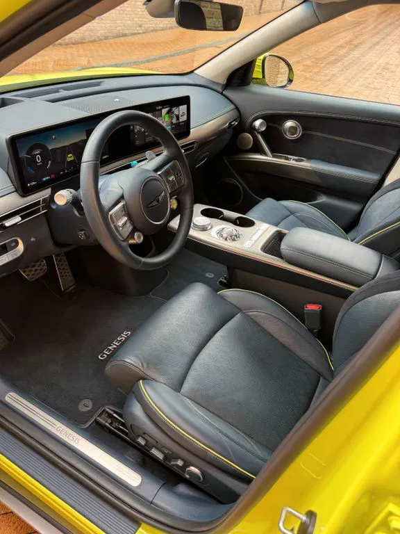 Genesis GV60