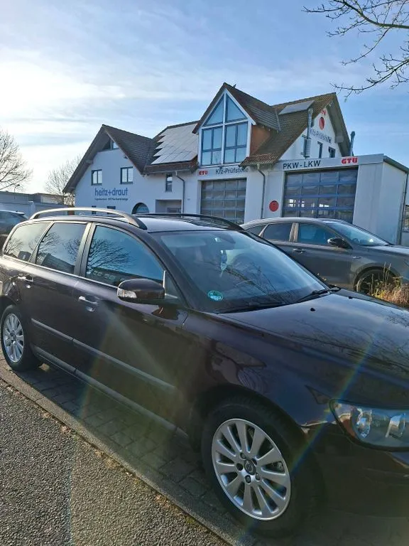 Volvo V50