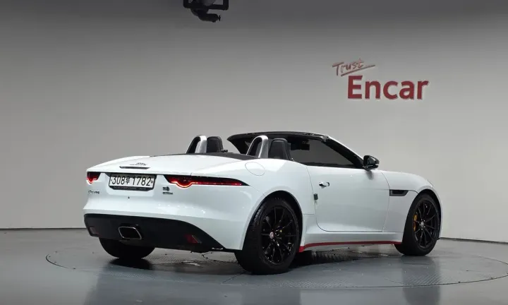 Jaguar F-TYPE
