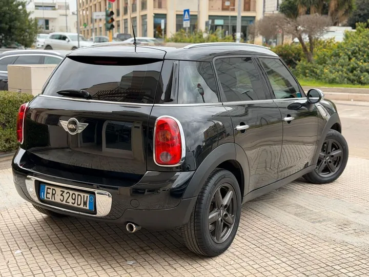MINI One D Countryman