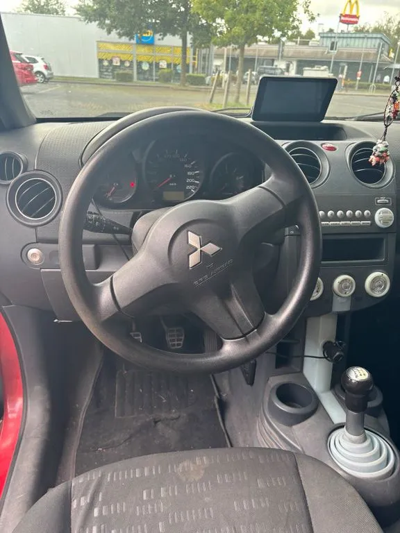 Mitsubishi Colt