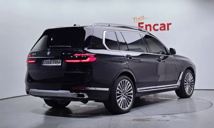 BMW X7