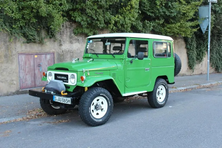 Toyota Land Cruiser