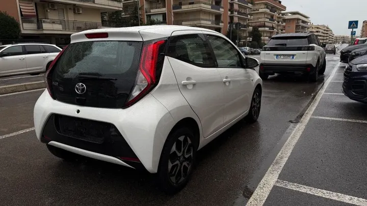 Toyota Aygo (X)