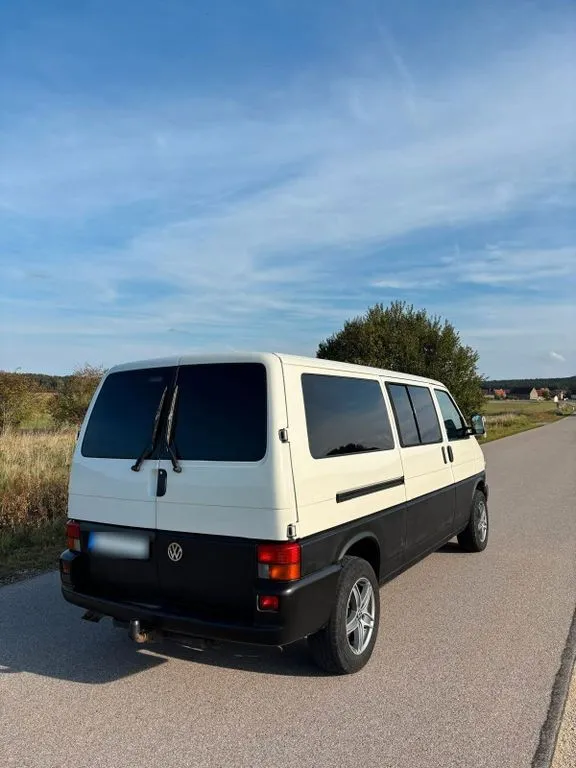 Volkswagen T4 Caravelle