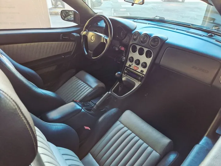 Alfa Romeo GTV