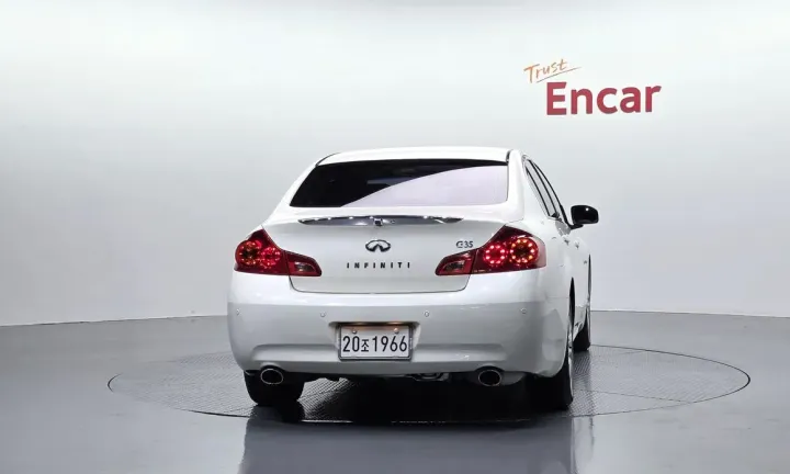 Infiniti G