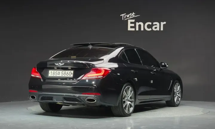 Genesis G70
