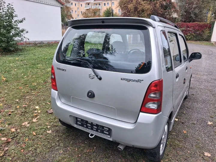 Suzuki Wagon R+