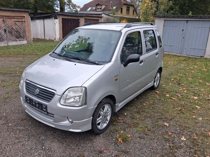 Suzuki Wagon R+