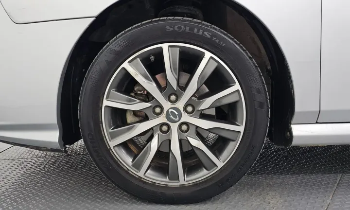 Renault-KoreaSamsung SM5