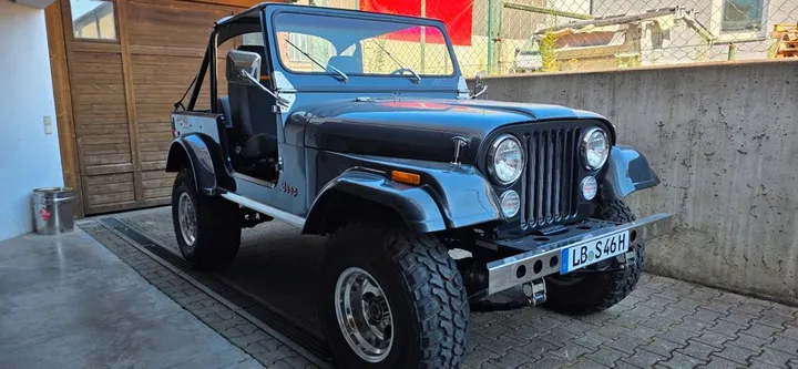 Jeep CJ