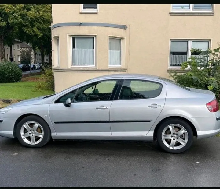 Peugeot 407