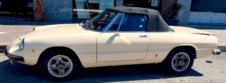 Alfa Romeo Spider