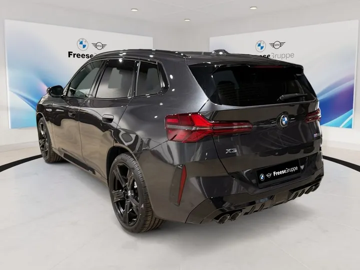 BMW X3 M50