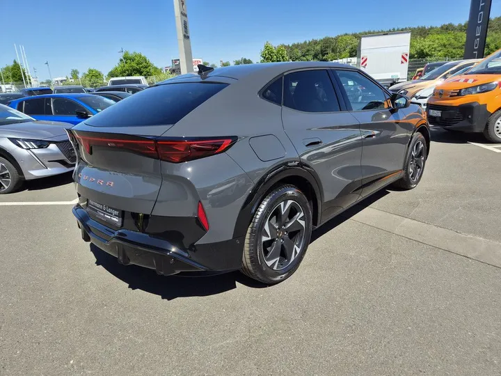 Cupra Tavascan