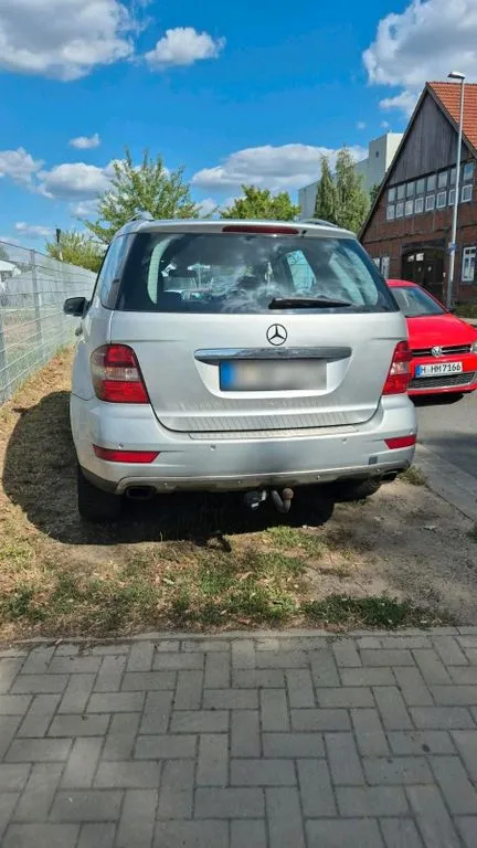 Mercedes-Benz ML 320