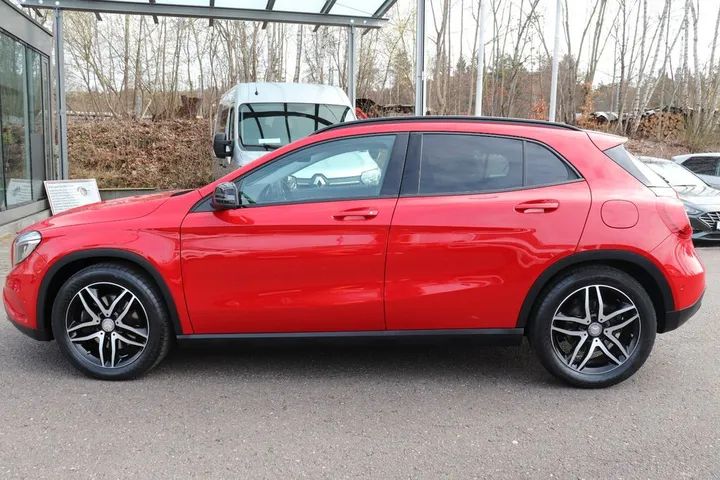 Mercedes-Benz GLA 250