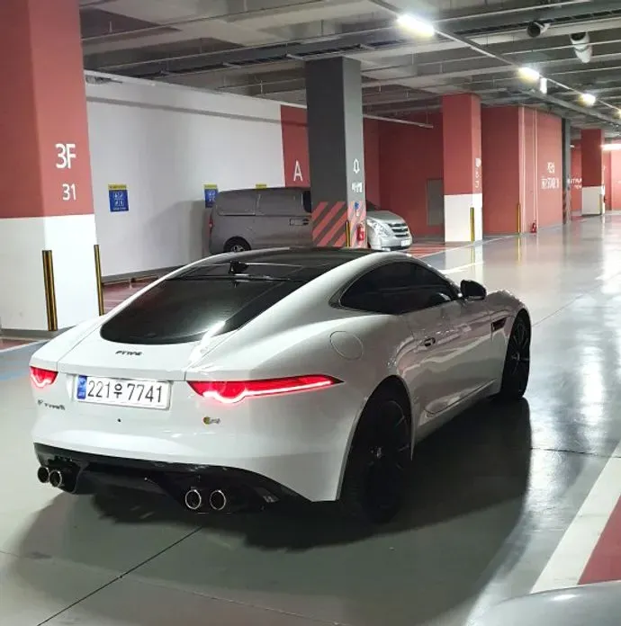 Jaguar F-TYPE