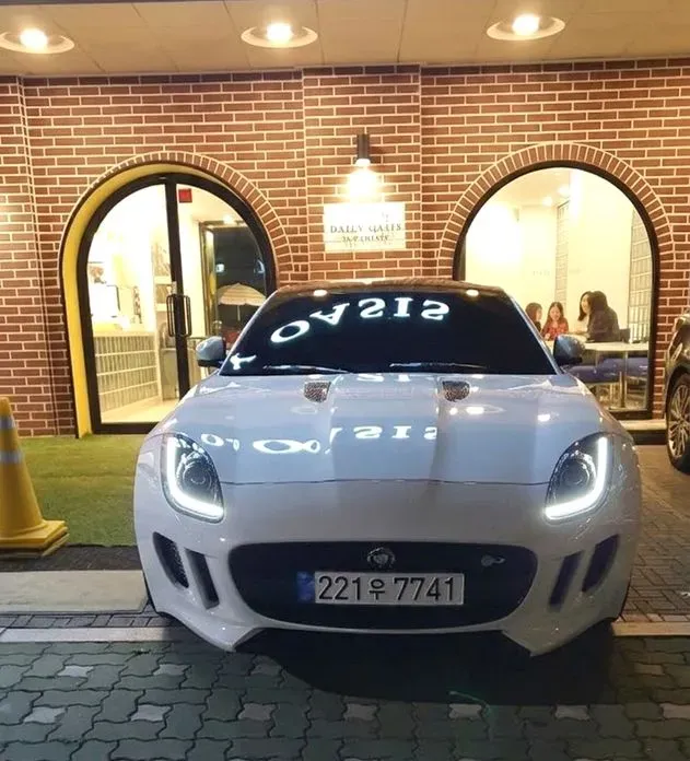 Jaguar F-TYPE