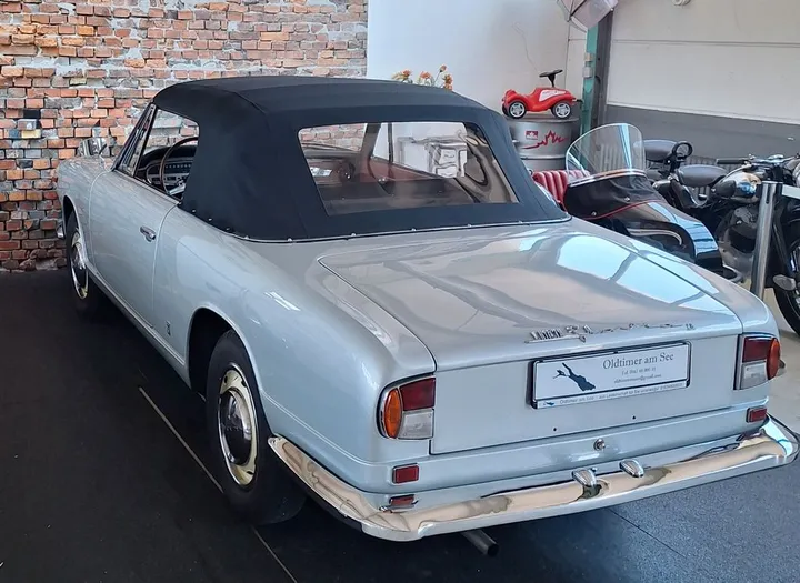Lancia Flavia