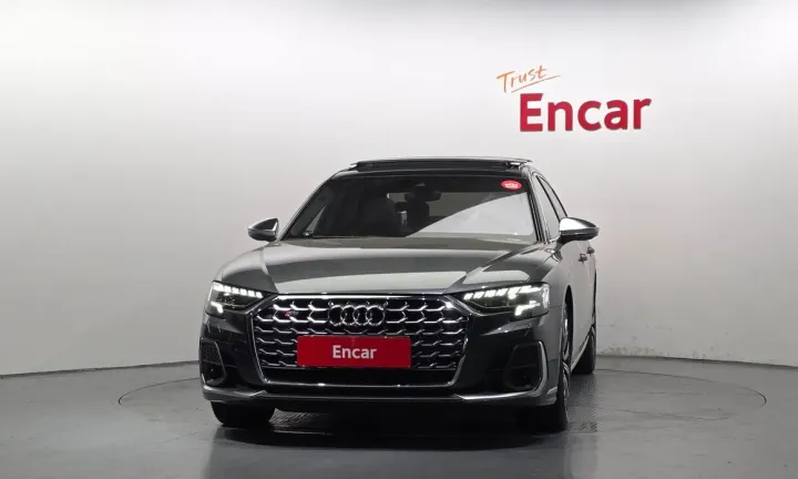 Audi S8