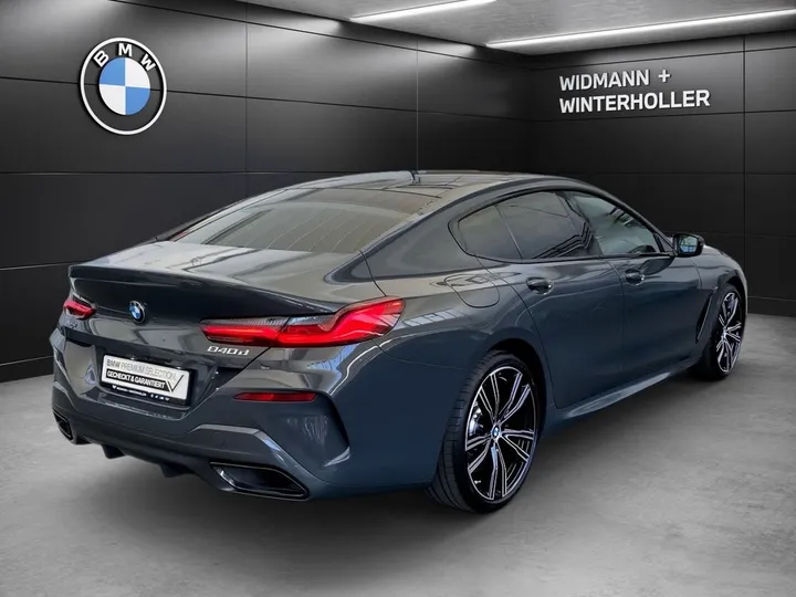BMW 840